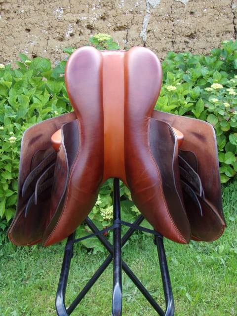 Sella da salto ostacoli Butet  18" - 2021