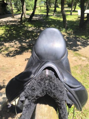 Sella da dressage Childeric  17" - 2018