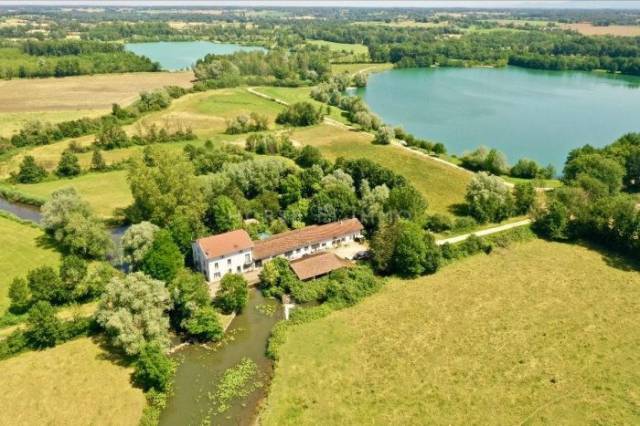 Proprietà equestre In vendita Ain
