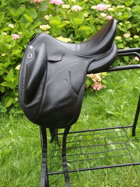 Sella da dressage Devoucoux  17.5" - 2019