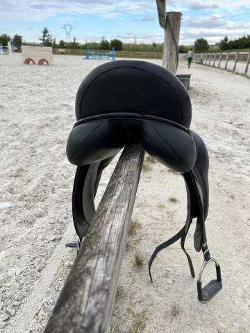 Sella da dressage  Hulsebos 17.5" - 2021