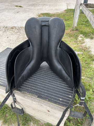 Sella da dressage  Hulsebos 17.5" - 2021