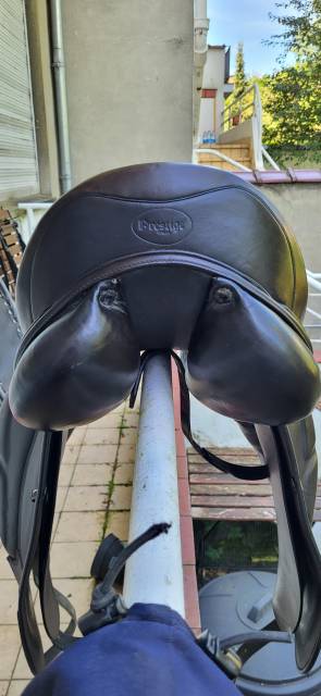Sella da dressage Prestige Italia  17" - 2015