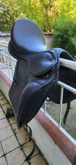 Sella da dressage Prestige Italia  17" - 2015