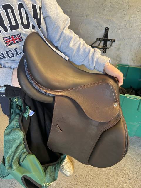 Sella mista Eric Thomas  17" - 2021