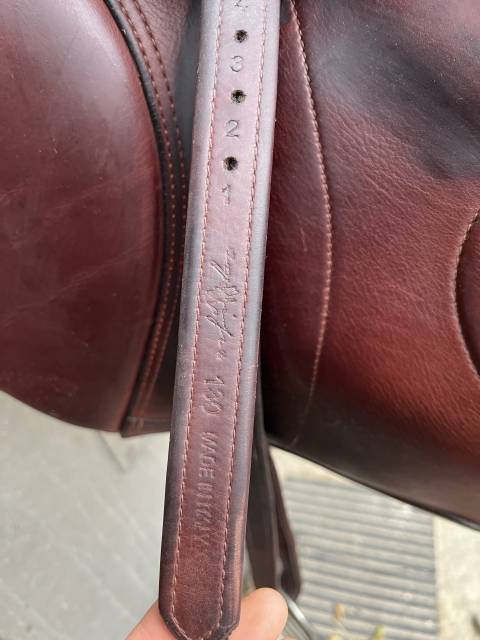 Sella da salto ostacoli Equipe  17" - 2023