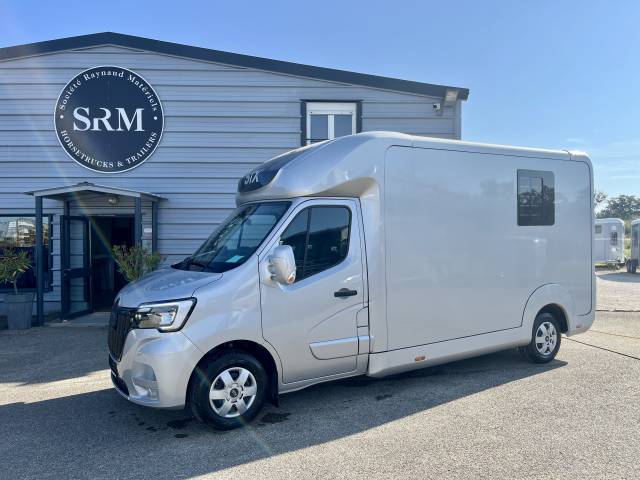 Van per Cavalli STX RENAULT MASTER  2024 Nuovo