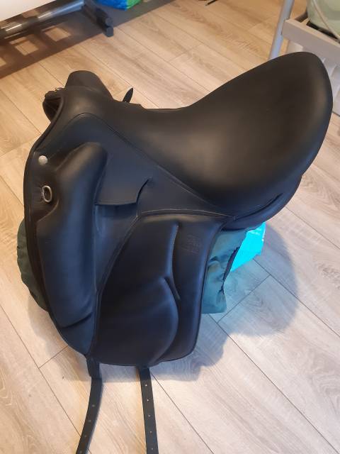 Sella da dressage Devoucoux  17.5" - 2014