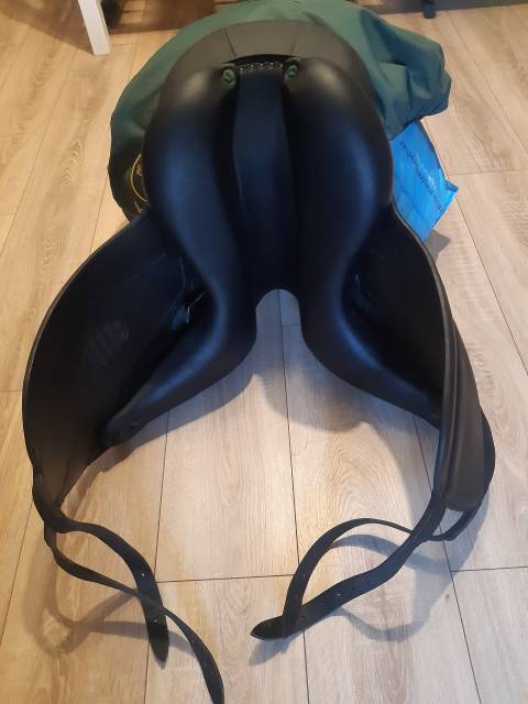 Sella da dressage Devoucoux  17.5" - 2014