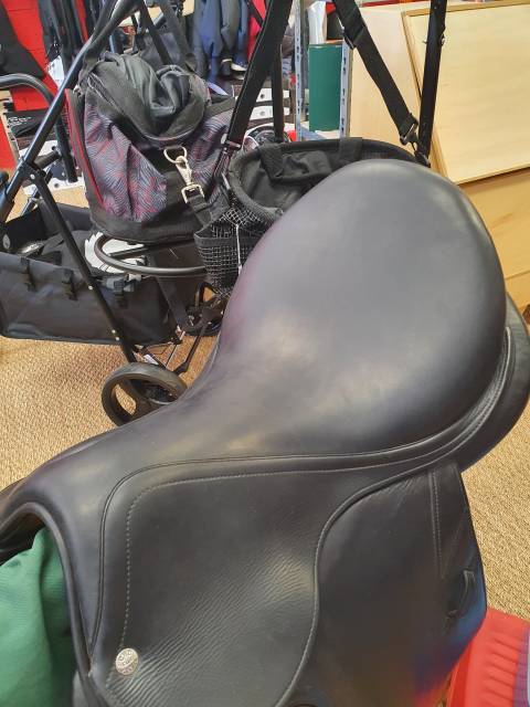 Sella da dressage CWD  17" - 2014