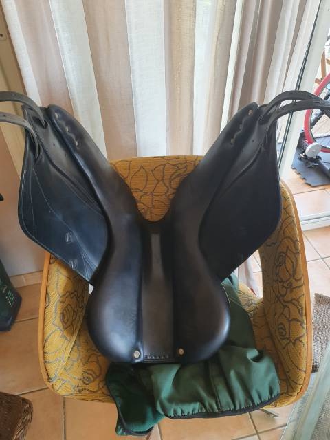 Sella da dressage CWD  17" - 2014