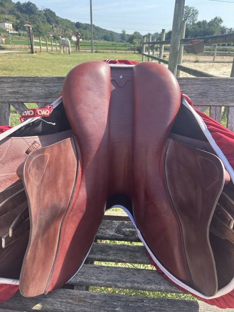 Sella mista CWD  17.5" - 2023