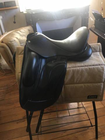 Sella da dressage  Custom ICON coda W 17" - 2018