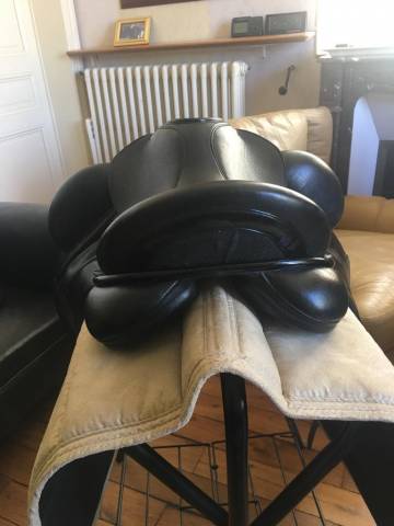 Sella da dressage  Custom ICON coda W 17" - 2018