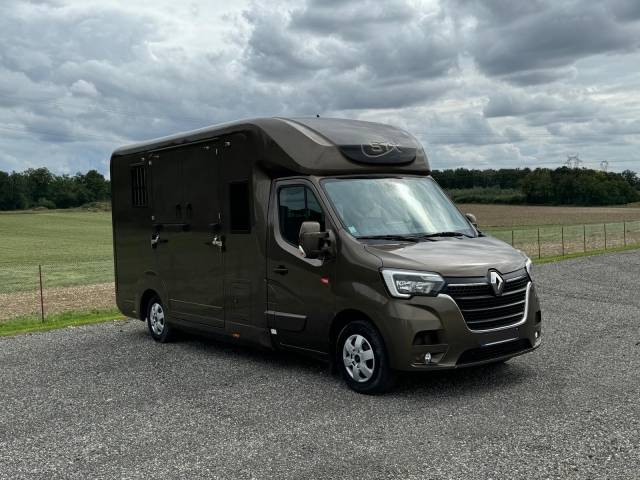 Van per Cavalli STX Renault Master 2021 Occasione