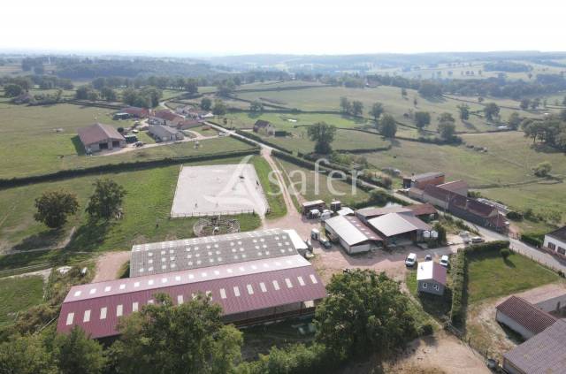 Proprietà equestre In vendita Allier