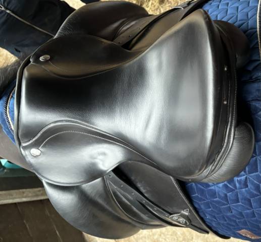 Sella da dressage Zaldi  17.5" - 2020