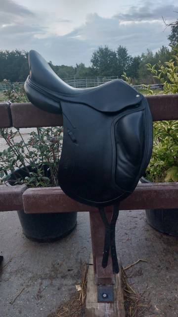 Sella da dressage CWD SE08 17.5" - 2010