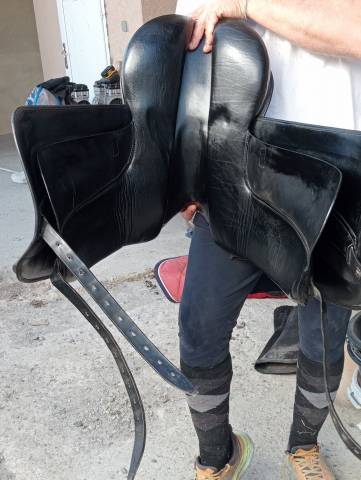 Sella da dressage Zaldi Édition limitée Carlos Pinto millenium  17.5" - 2001