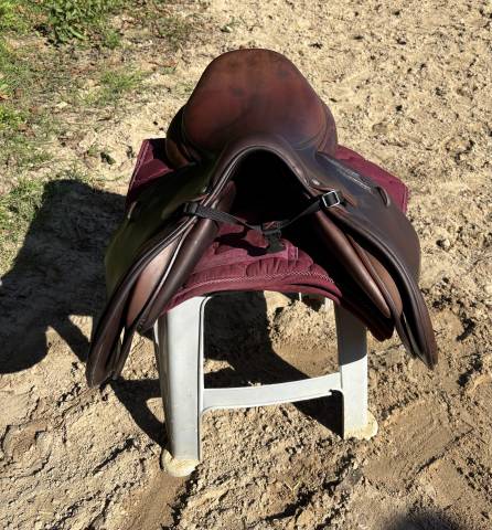 Sella da salto ostacoli Devoucoux  18" - 2014