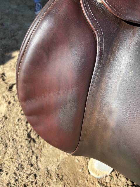 Sella da salto ostacoli Devoucoux  18" - 2014