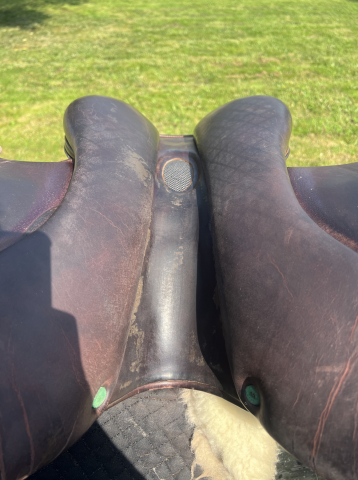 Sella da salto ostacoli Equipe E-Carbon 17.5" - 2013