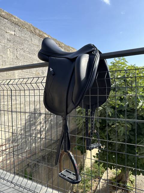 Sella da dressage Equipe  17" - 2022