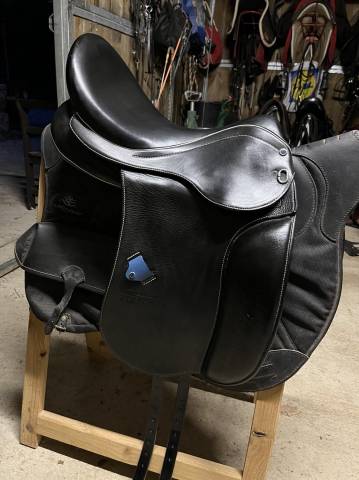 Sella da dressage Stubben  17.5" - 2018