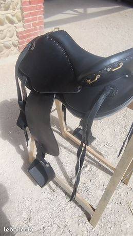 Sella da trekking  Hugues petel longue distance 17.5" - 2018