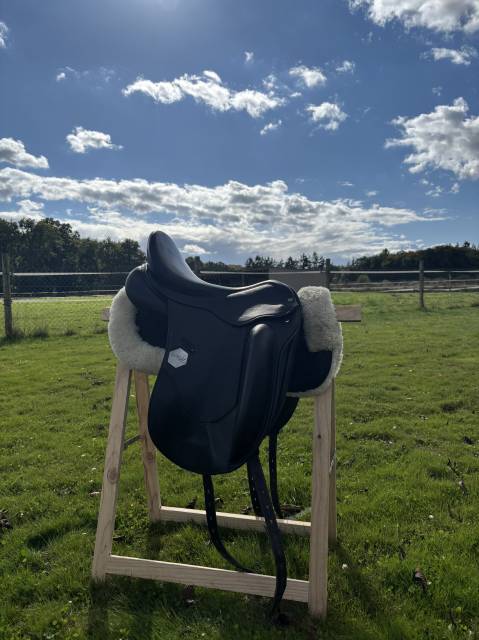 Sella da dressage Time Rider Marie France  17.5" - 2019
