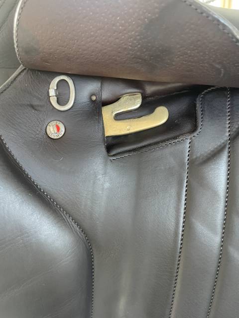 Sella da salto ostacoli Butet  17" - 2023