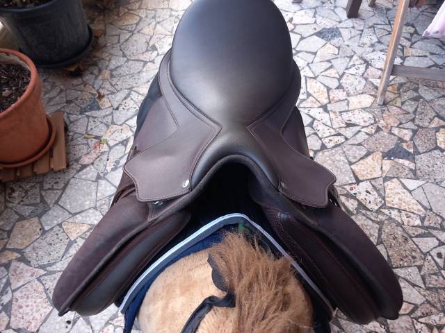 Sella da dressage Wintec  17.5" - 2020