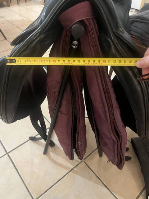 Sella da dressage Forestier  17.5" - 2001