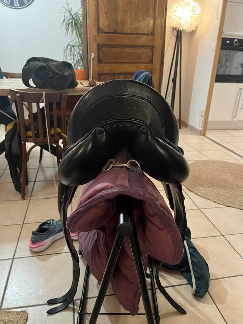 Sella da dressage Forestier  17.5" - 2001