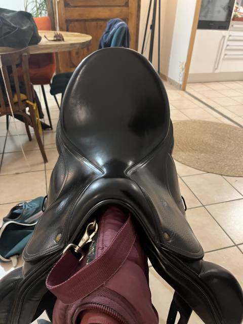 Sella da dressage Forestier  17.5" - 2001