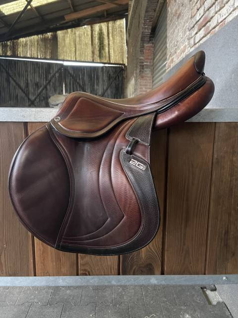 Sella da salto ostacoli CWD  17.5" - 2022