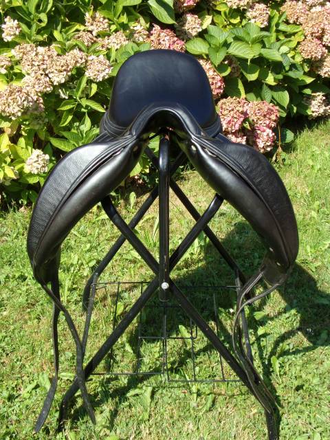 Sella da dressage Antarès  17" - 2012