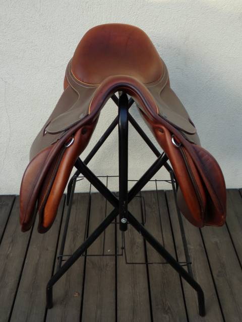 Sella da salto ostacoli Childeric  17" - 2015