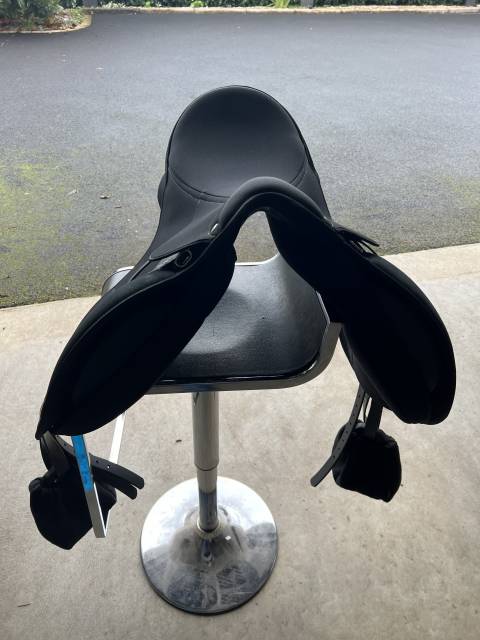 Sella mista Wintec  17.5" - 2024