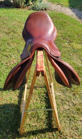 Sella da salto ostacoli Hervé Godignon  17" - 2015