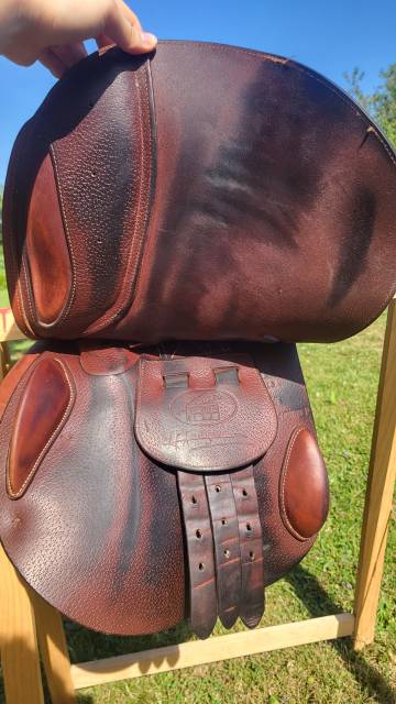 Sella da salto ostacoli Hervé Godignon  17" - 2015