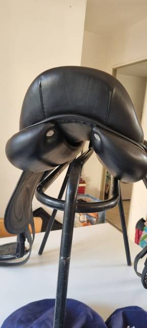 Sella da dressage Vincent Gaffet  17" - 2016