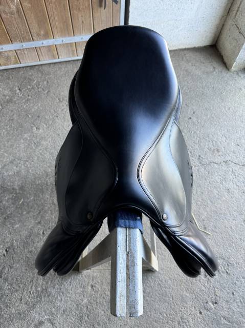 Sella da salto ostacoli Delgrange  17" - 2022