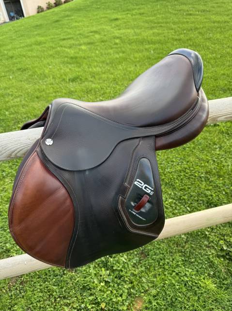 Sella da salto ostacoli CWD  17.5" - 2019