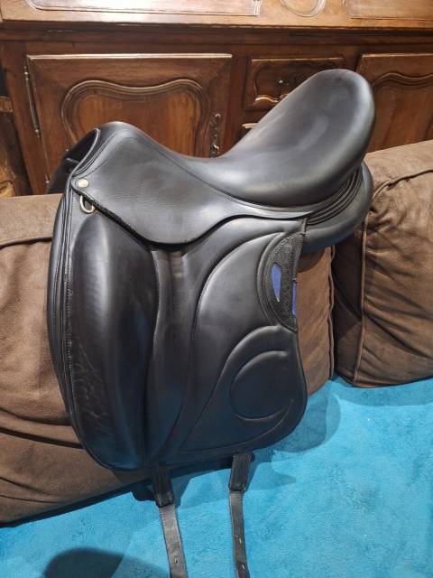 Sella da dressage Devoucoux  17.5" - 2013