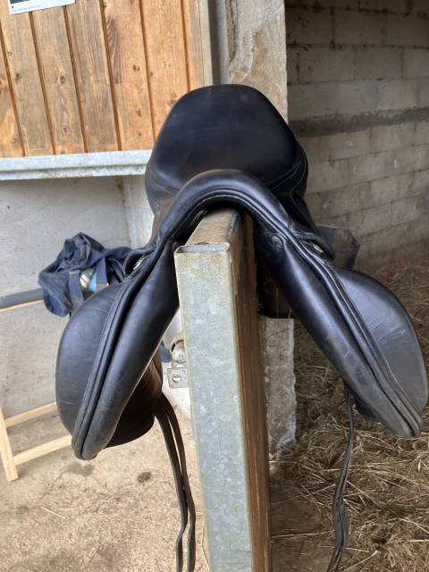 Sella da salto ostacoli Erreplus EM  18" - 2020