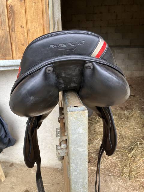 Sella da salto ostacoli Erreplus EM  18" - 2020