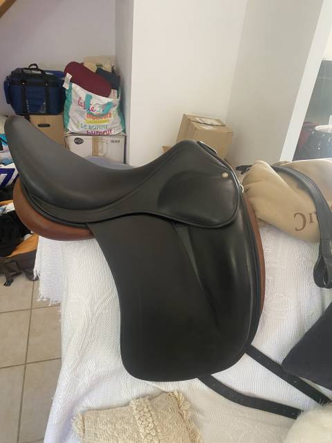 Sella da dressage Childeric  17.5" - 2012