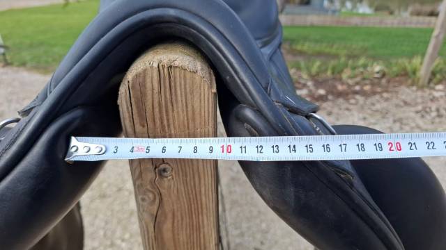 Sella da dressage Equipe  17" - 2021