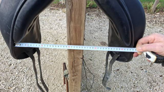 Sella da dressage Equipe  17" - 2021